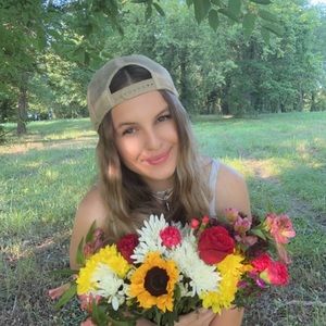 Meet your Posher, Alysa